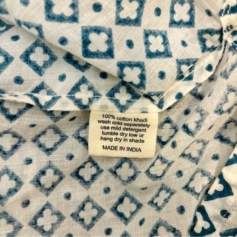 Auntie Oti Blue Button-Up Shirt - Picture 7 of 8